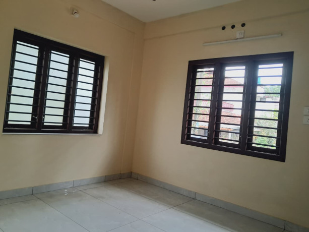 brand-new-house-for-rent-0-commission-near-industrial-estate-ollur-thrissur-big-4