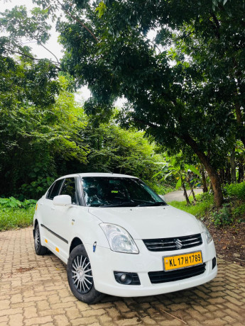 comfortable-reliable-tourist-taxi-service-in-kochialuva-for-sightseeing-airport-transfers-big-2