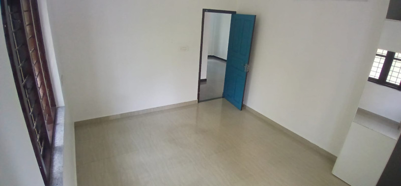 spacious-2-bhk-house-for-rent-big-2