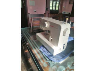 Singer sewing machine