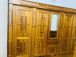 5 door cupboard