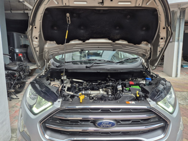 ford-ecosport-titanium-diesel-15ltr-big-4