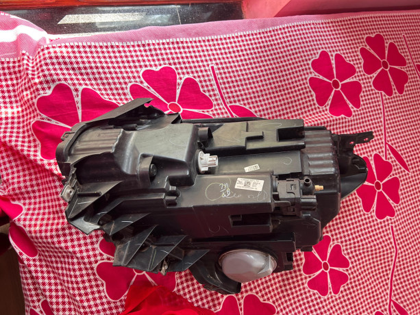 swift-projector-headlights-original-for-sale-big-2