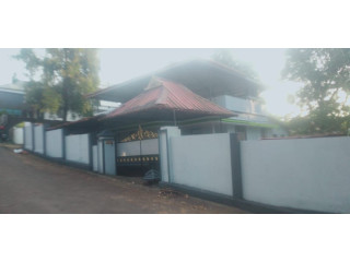 13 cent House property sale in Thiruvankulam