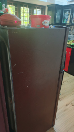 good-working-condition-refrigerator-big-1