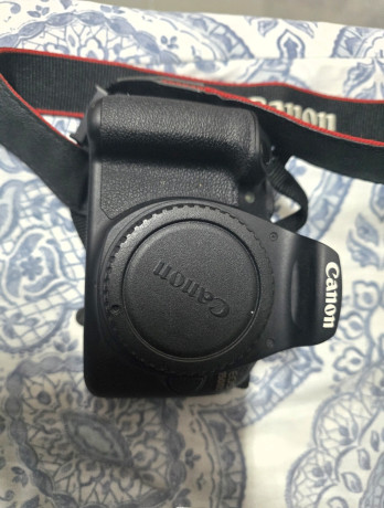canon-dslr-1500d-big-0