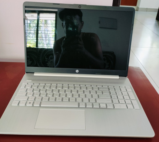 hp-laptop-core-i316-gb-ram-big-1