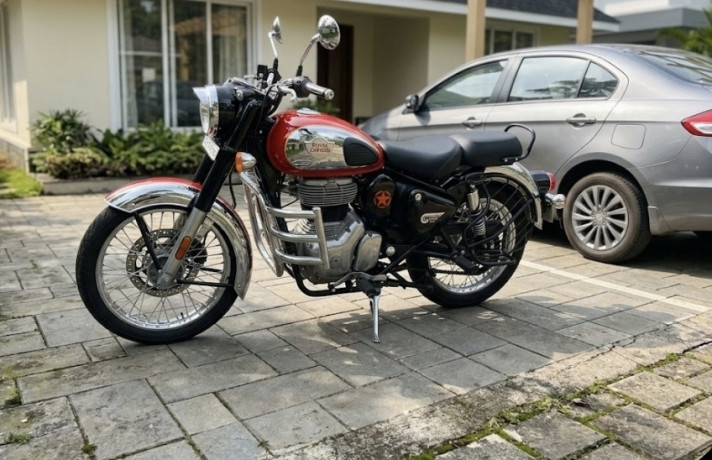 roil-enfield-chrome-model-big-2