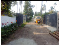 5-cent-with-old-house-near-ayathil-bypass-small-4