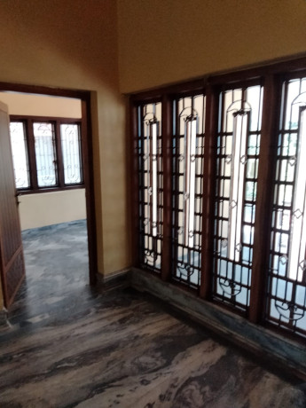 one-indipend-house-for-rent-at-mankadav-near-main-road-side-big-2