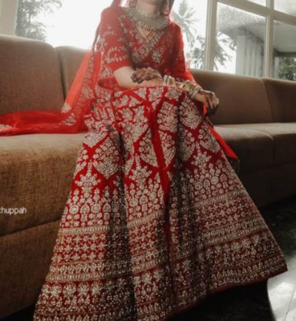 red-wedding-lehenga-big-0