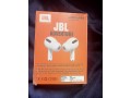 airpods-small-4